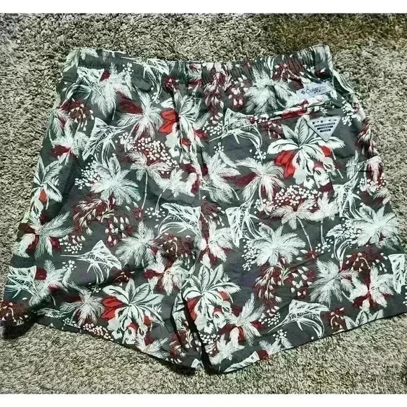 Columbia PFG Swim Shorts Sz M Adult Board Trunks Hawaiian Fishing Pockets Mens - Picture 2 of 5